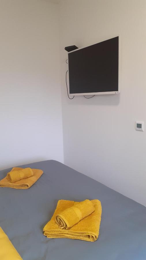 Oaza Klara Lägenhet Karlovac Exteriör bild